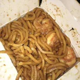 Shrimp lo mein, yummy!