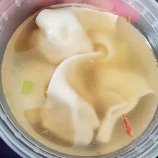 Small won ton soup. Pass, won tons too thick and gummy