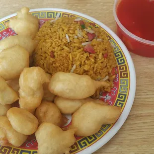 Sweet and sour Chicken lunch special