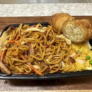 Pork lo mein combo platter