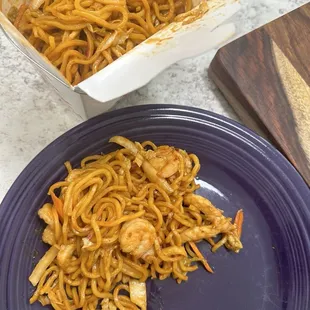 Szechuan lo mein  Similar to their regular lo mein with shrimp and chicken tossed in a sauce.