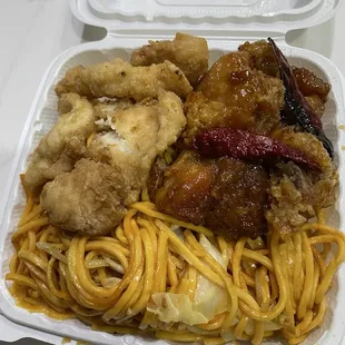 food, ramen and noodles