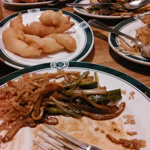 Big portions lot's of leftovers