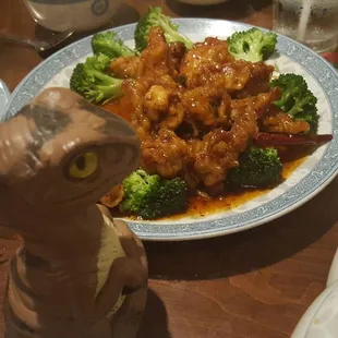 Bob the Raptor Says &quot;General Tso&apos;s Chicken Prey!&quot;