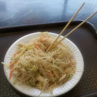 Chicken Chow Mei Fun. Good stuff. :)