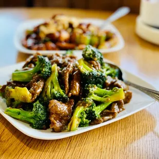 Beef with broccoli