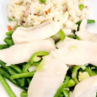 FISH &amp; GREEN BEANS