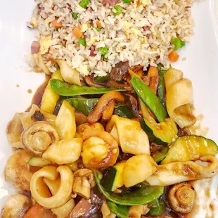 SAUTÉED SEAFOOD, VEGETABLES &amp; FRIED RICE
