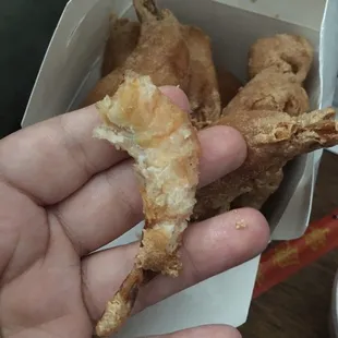 food, chicken wings and fried chicken