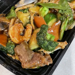 This is what's left of our order of Triple Delight! The portions are so big we can easily get two dinners out of them. Super yummy!!!