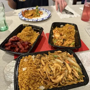 Boneless spare rib combo, chicken lo mein combo &amp; chicken with broccoli combo.