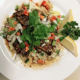 Fresh fish from Hawaii call moonfish chef Stephen crested fish dish (available at Wednesday and Saturday)