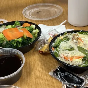 Steamed mix vegetables and Vegetable Chow Mei Fun (plus one egg)
