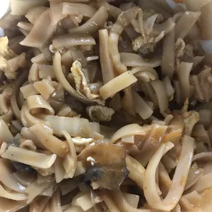 "Pad Thai" is actually bland disgusting mushy chicken noodle soup.  Can't quite make out if all of the protein was even chicken.