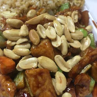 Kung pao chicken dinner combo. So good.