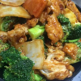 Chicken broccoli. Yum~