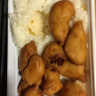 Horrible delivery and terrible food. The sweet and sour pork that had no sauce. Rest of the meal as bad. And avoid that ridiculous eat app