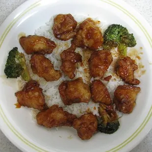 General Tso's - No Spice with white rice. This is about a THIRD of what was in the original General Tso's box.