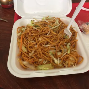 Chicken low mein.