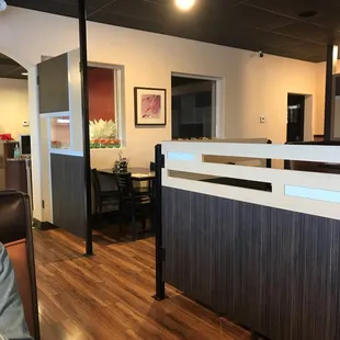 Nicely remodeled China Express.