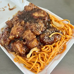 2 items, chow mein, sesame chicken and general chicken