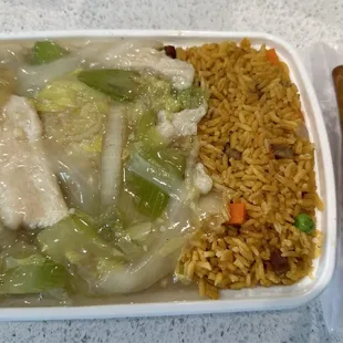 C10. Chicken Chow Mein Special Combination Platter
