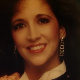 Cindy D.