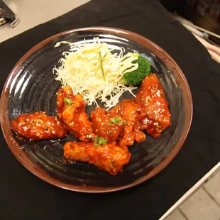 SPICY CHICKEN WINGS!!