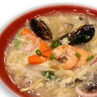 non spicy seafood noodle soup