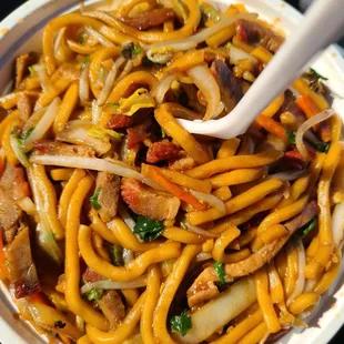 Pork Lo Mein Pint to go