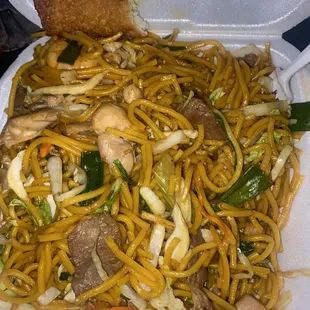 Combination 80. Combo Lo-Mein With extra shrimp