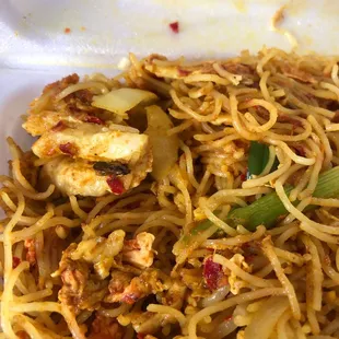 Singapore chicken and roach mai fun