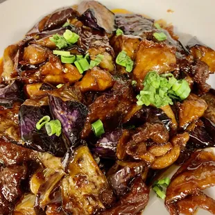 Eggplant with garlic sauce