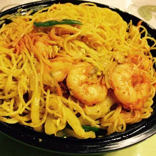 Singapore style noodles with shrimp