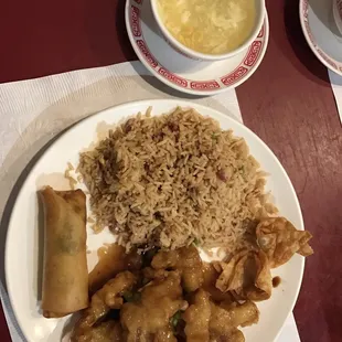 Orange chicken lunch special.