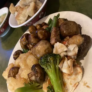 ramen and noodles, food