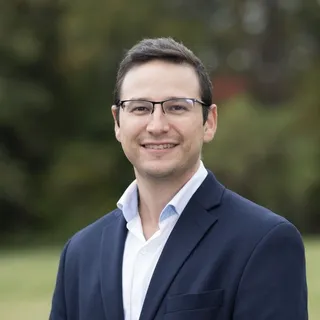 Enrique V.