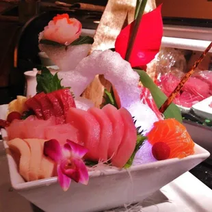 sushi and sashimi, sushi, sashimi, food