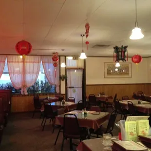 Comfortable seatings. Dine-in services available In addition to take outs and delivery services