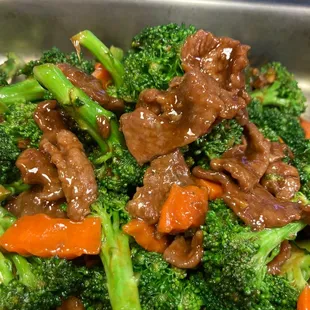 Beef 66. Beef with Broccoli