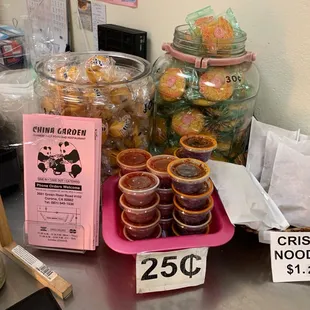 food, cupcakes