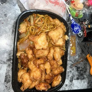 Sweet and sour chicken with Lo mein