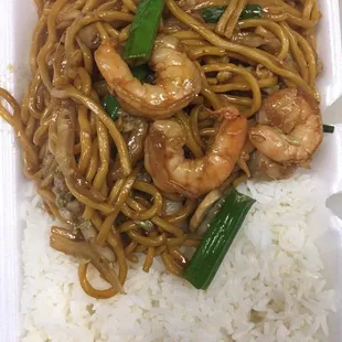 shrimp lo mian luch...