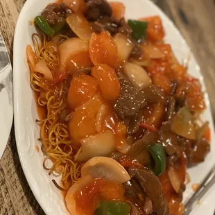 Tomato Beef Pan Fried Noodles
