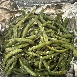 Garlic green beans