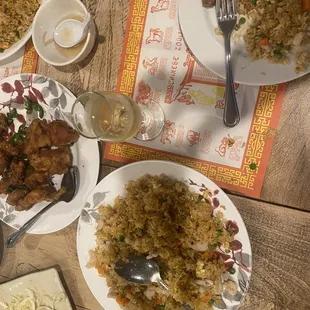food, chicken wings and fried chicken
