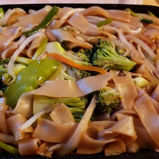 Vegetable chow ho fun ($8.80). Simple noodle dish with a soy sauce seasoning. Not bad.