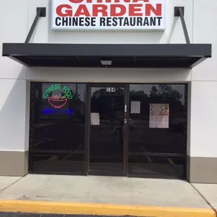 Give us a try, you will be delighted. We believe that good times deserve great food.