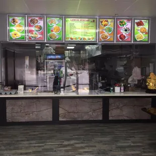 Give us a try, you will be delighted. We believe that good times deserve great food.