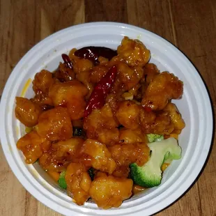 General Two&apos;s chicken (small)... still lots of food!